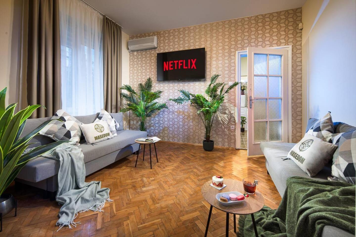 And Spacious Daire *